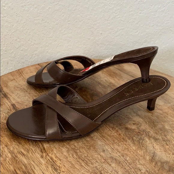 New Ralph Lauren kitten heel slides Sandals size 7 - Picture 2 of 8